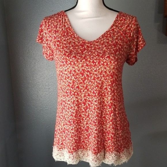 Floral Strap back blouse - Picture 4 of 8